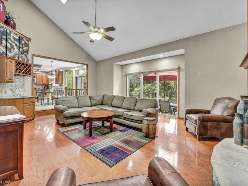 2741 Timberwood Drive , Broadview Heights, OH 44147 Photo 14