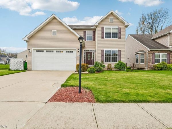 3784 Firethorn Drive , Aurora, OH 44202