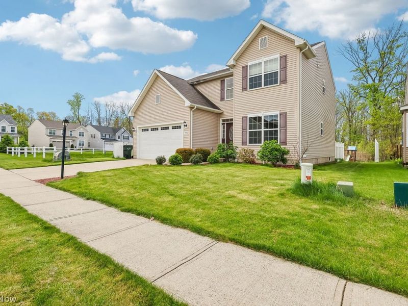 3784 Firethorn Drive, Aurora, OH 44202 Photo 3