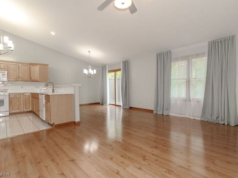 , Unit 10, Mentor, OH 44060 Photo 5