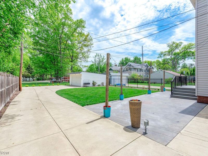 1247 Thoreau Road, Lakewood, OH 44107 Photo 40