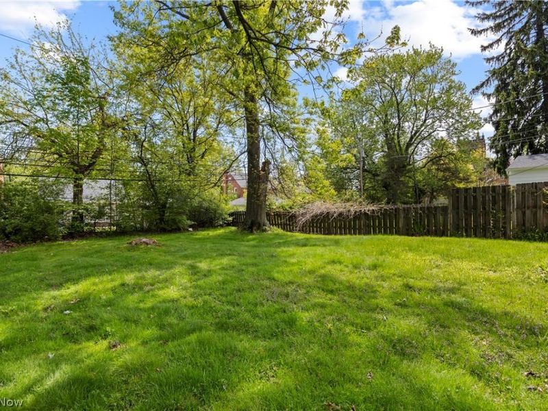 1877 Lawnway Road, South Euclid, OH 44121 Photo 28