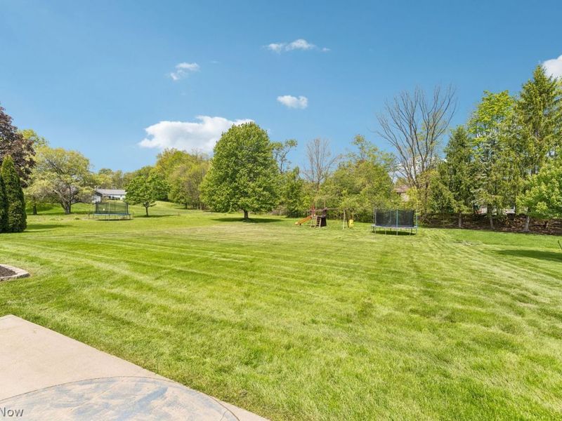 2411 Sandalwood Drive , Twinsburg, OH 44087 Photo 40