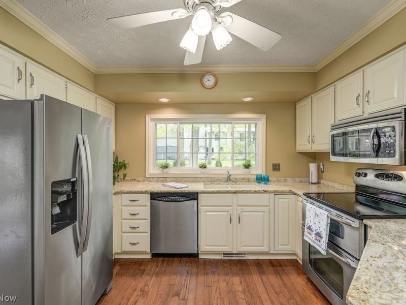 31825 Bayview Drive, Unit 115, Avon Lake, OH 44012 Photo 14