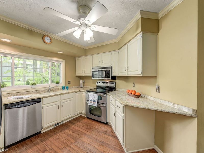 31825 Bayview Drive, Unit 115, Avon Lake, OH 44012 Photo 17