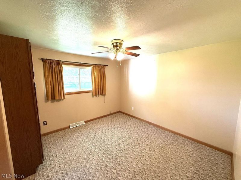 4355 Oregon Street , Perry, OH 44081 Photo 10