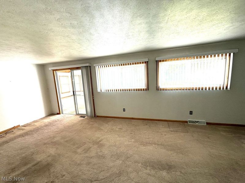 4355 Oregon Street , Perry, OH 44081 Photo 4