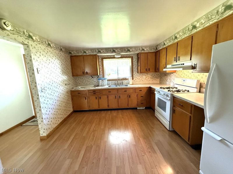 4355 Oregon Street , Perry, OH 44081 Photo 6