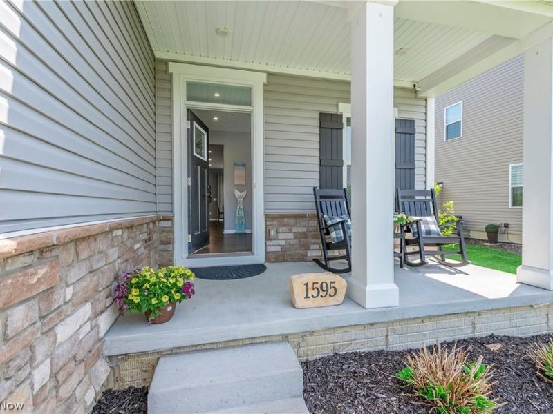 1595 Crescent Drive, Streetsboro, OH 44241 Photo 2