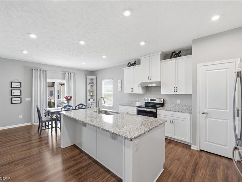 1595 Crescent Drive, Streetsboro, OH 44241 Photo 5