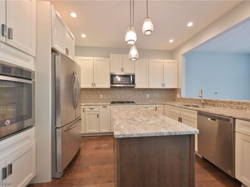 29465 Hummingbird Circle, Westlake, OH 44145 Photo 6