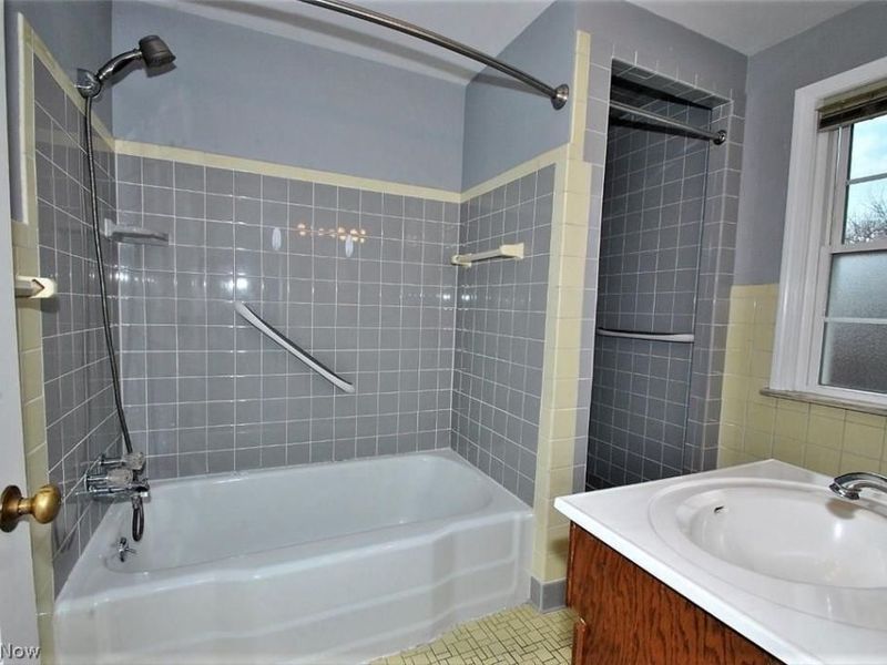 3578 Latimore Road , Shaker Heights, OH 44122 Photo 20