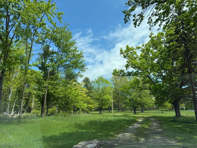 2918 Bishop Road, Willoughby Hills, OH 44092 Photo 8
