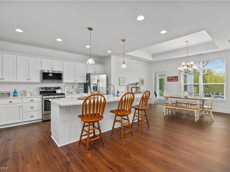 2621 Chateau Drive, Port Clinton, OH 43452 Photo 10