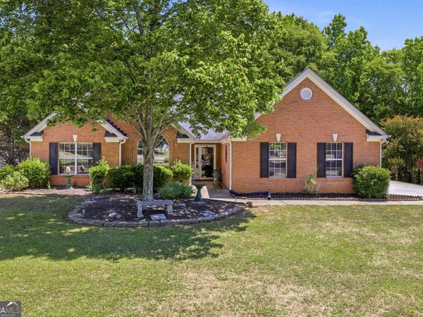 21 Field Stone Circle, Jefferson, GA 30549