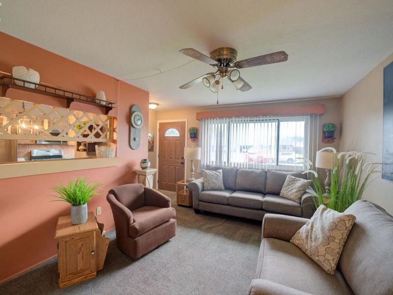 4700 Willow Avenue, Lorain, OH 44055 Photo 2