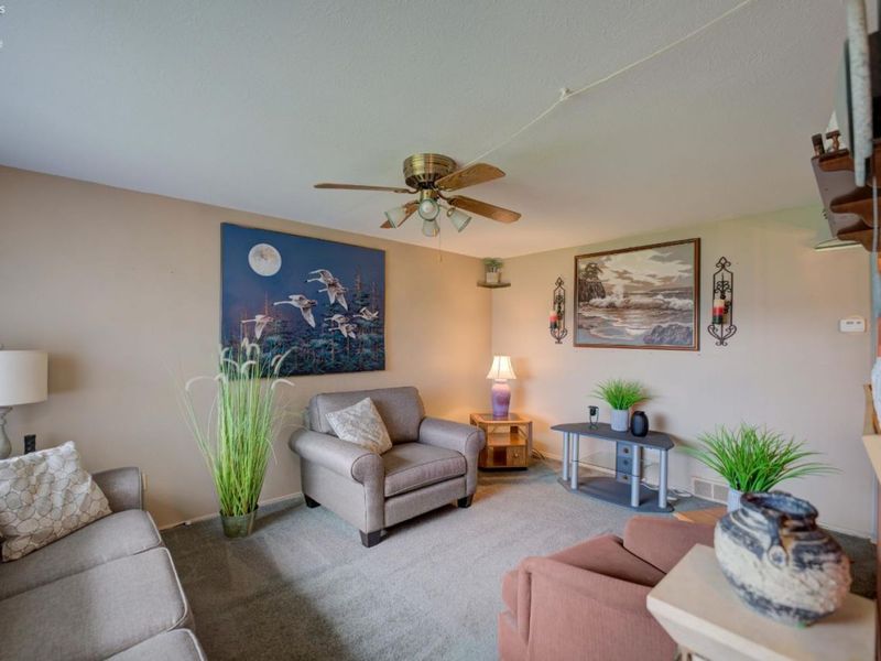 4700 Willow Avenue, Lorain, OH 44055 Photo 5