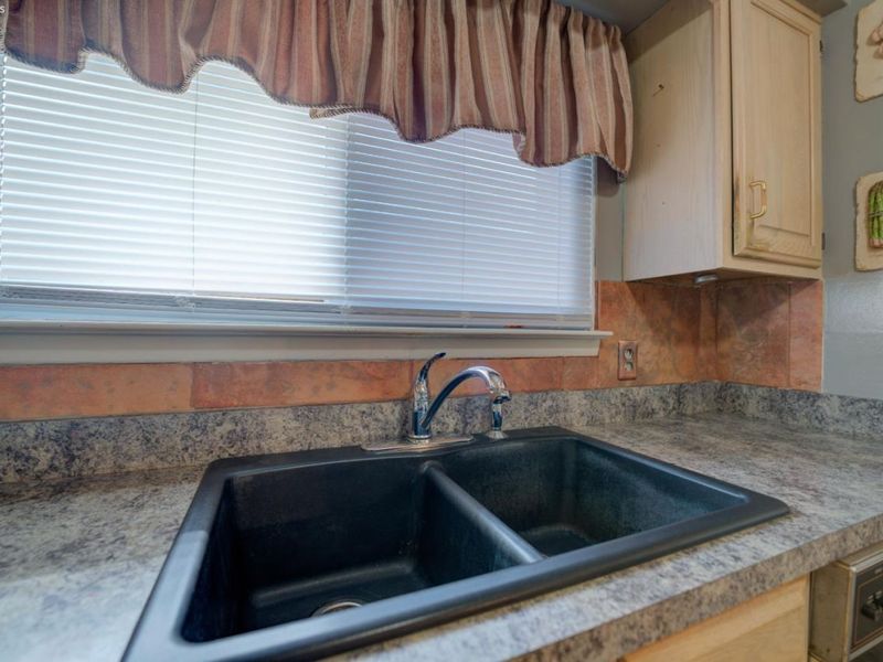 4700 Willow Avenue, Lorain, OH 44055 Photo 7