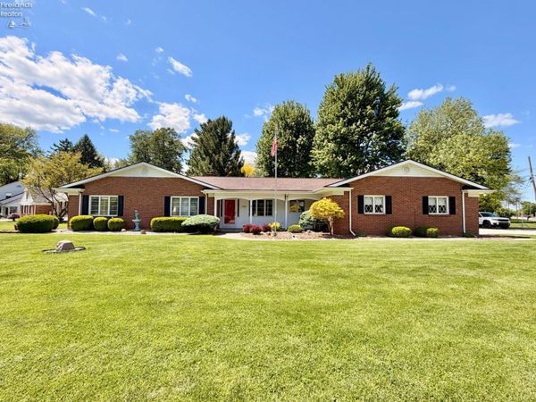 1900 Port Clinton Road, Fremont, OH 43420