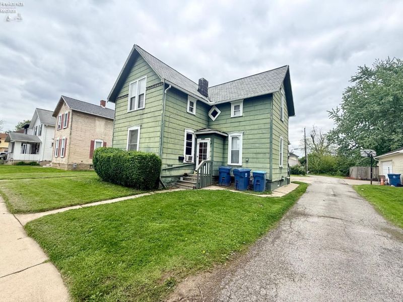 535 S Wood Street, Fremont, OH 43420 Photo 2