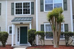 384 Gardners Circle photo 4