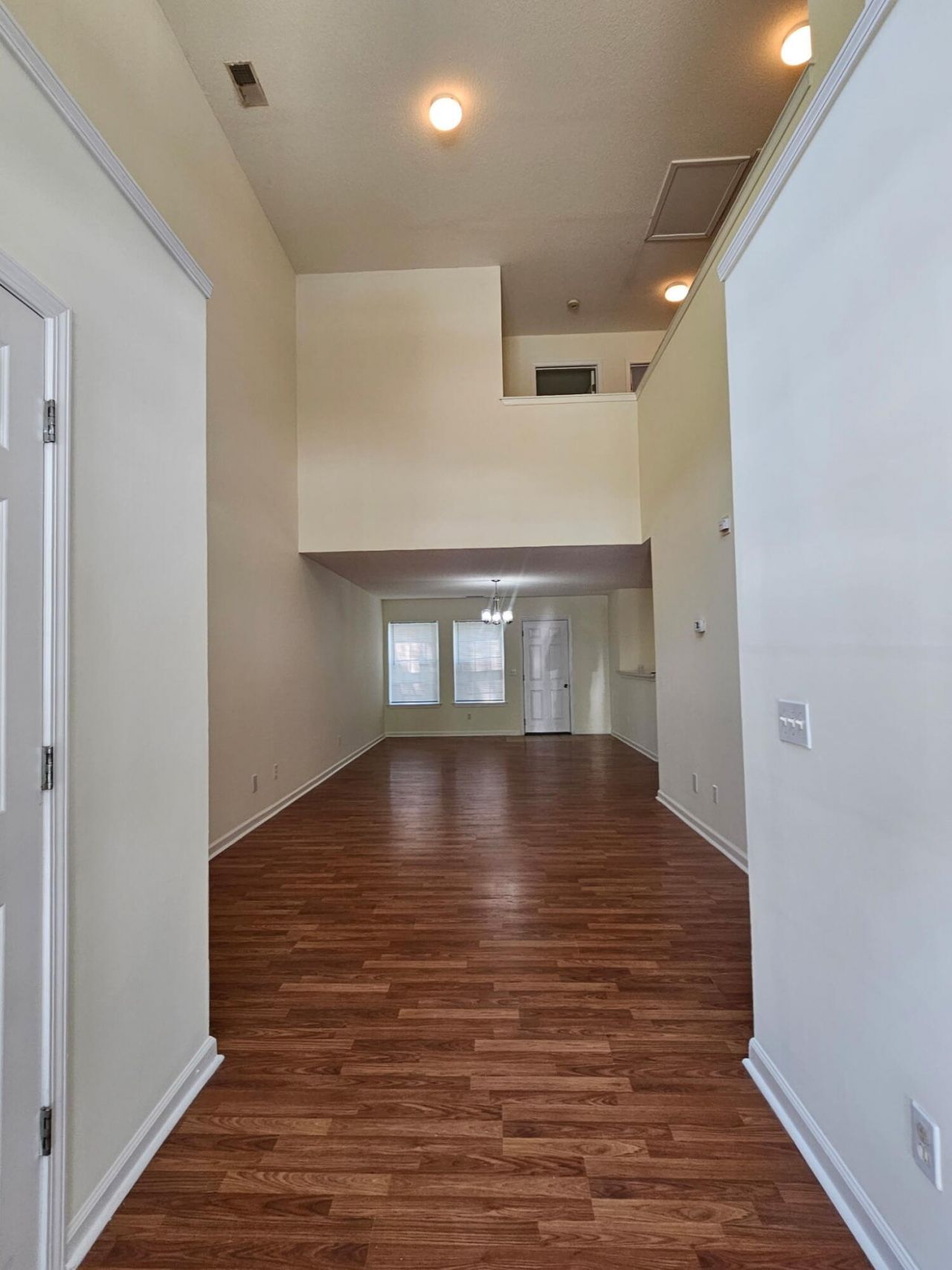 384 Gardners Circle Photo 4