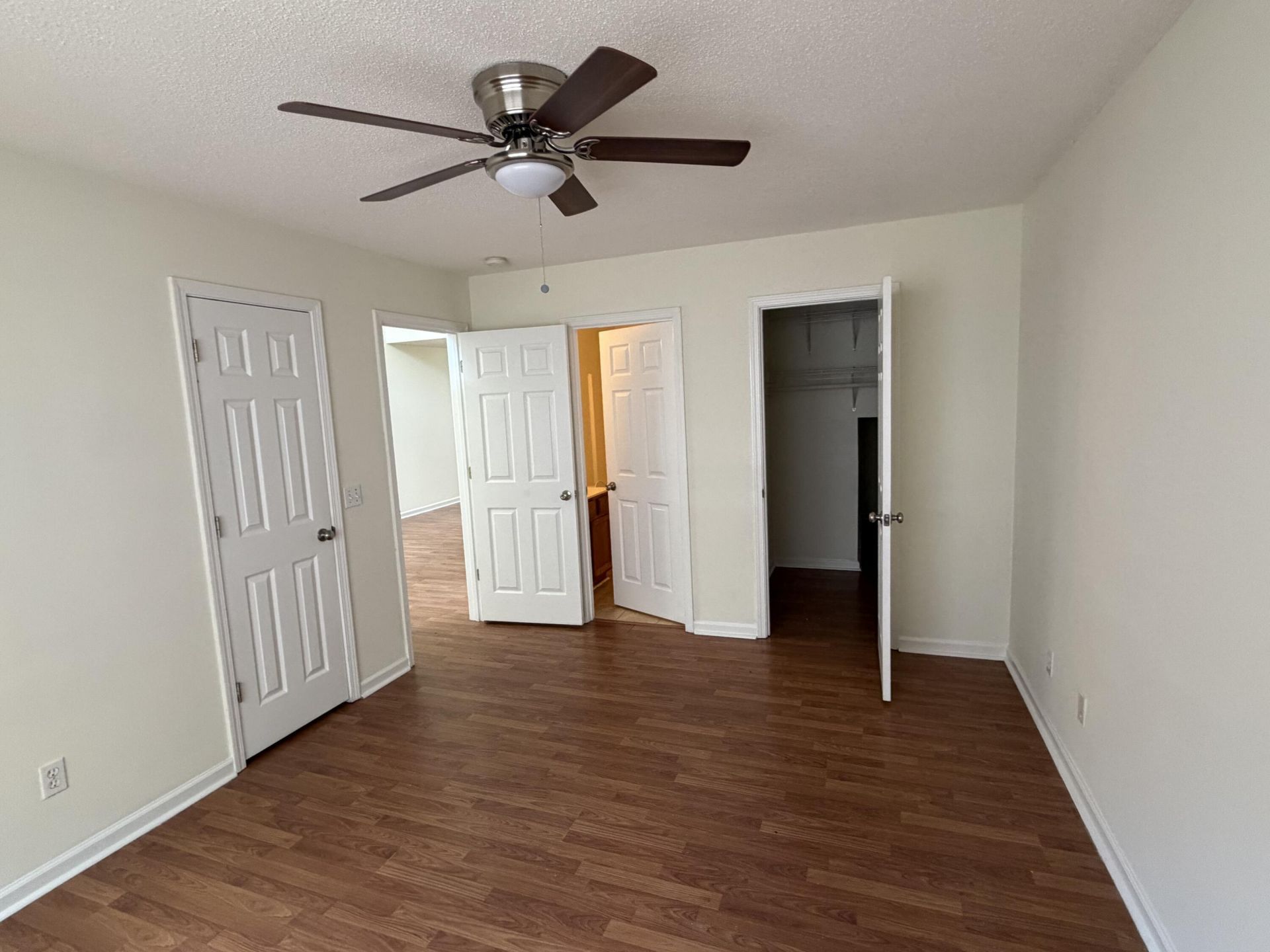 384 Gardners Circle Photo 9