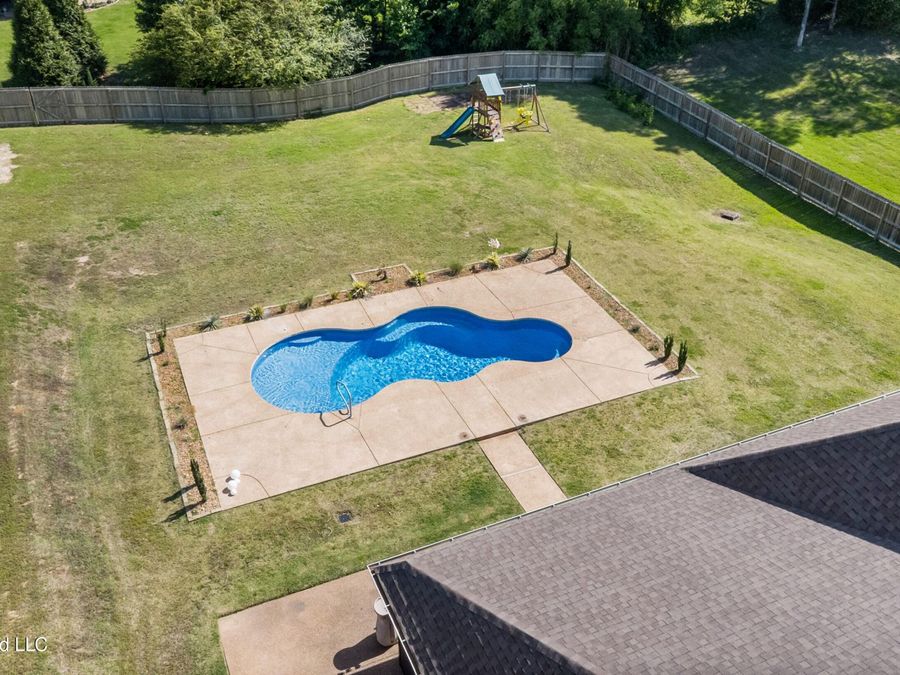 Property Image 46