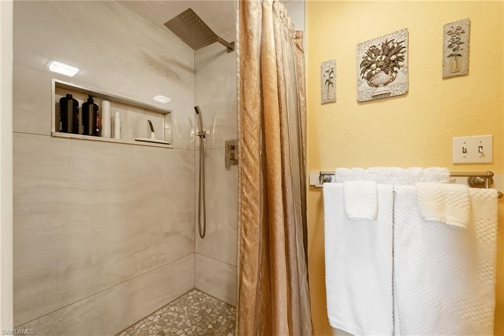 3490 N Key Dr, Unit 209, North Fort Myers, FL 33903 Photo