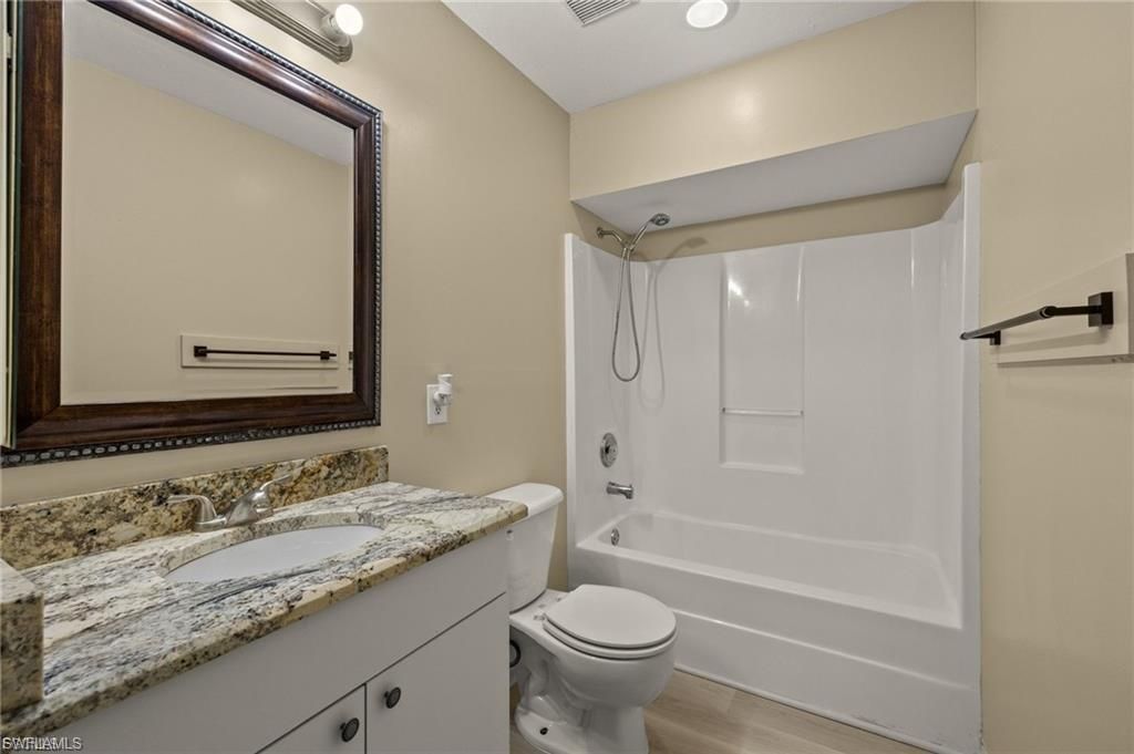 8093 Caloosa Rd , Fort Myers, FL 33967 Photo