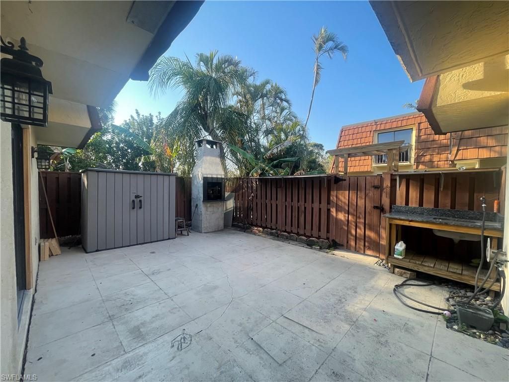 5218 Cedarbend Dr , Unit 4, Fort Myers, FL 33919 Photo