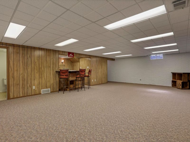 1727 Arlingate Drive N, Columbus, OH 43220 Photo 34