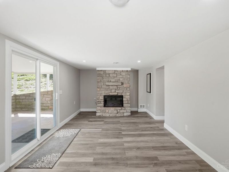 7098 Sheed Road, Colerain Township, OH 45247 Photo 9