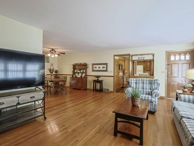 8161 Cox Road, West Chester, OH 45069 Photo 10