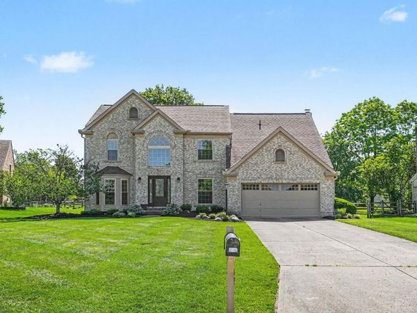 611 Shadowlawn Lane, Miami Twp, OH 45140