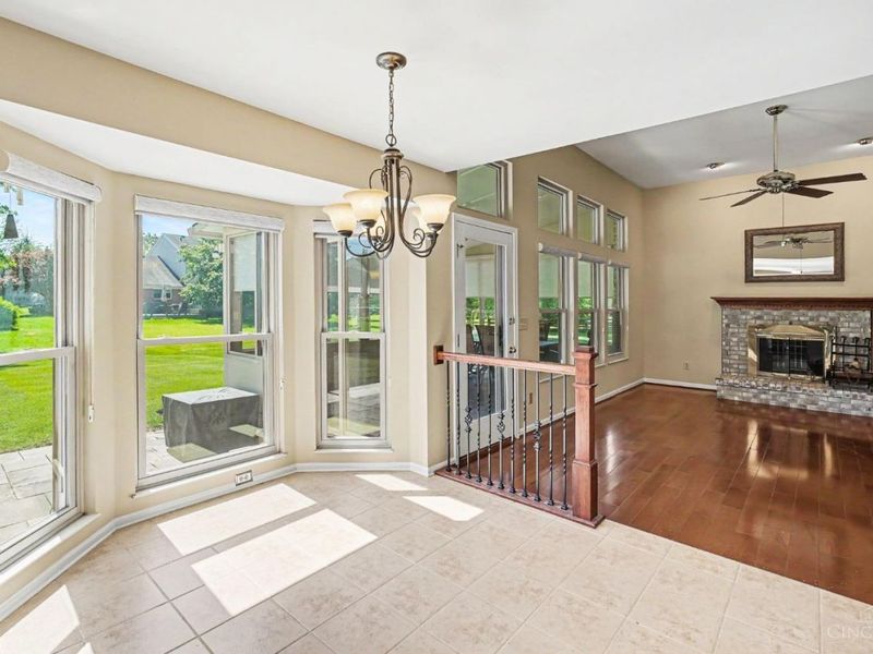 611 Shadowlawn Lane, Miami Twp, OH 45140 Photo 11