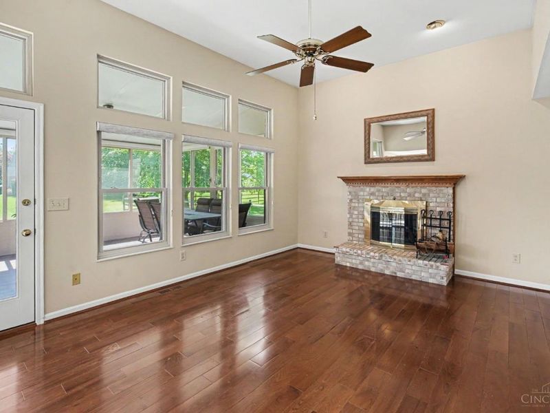 611 Shadowlawn Lane, Miami Twp, OH 45140 Photo 12