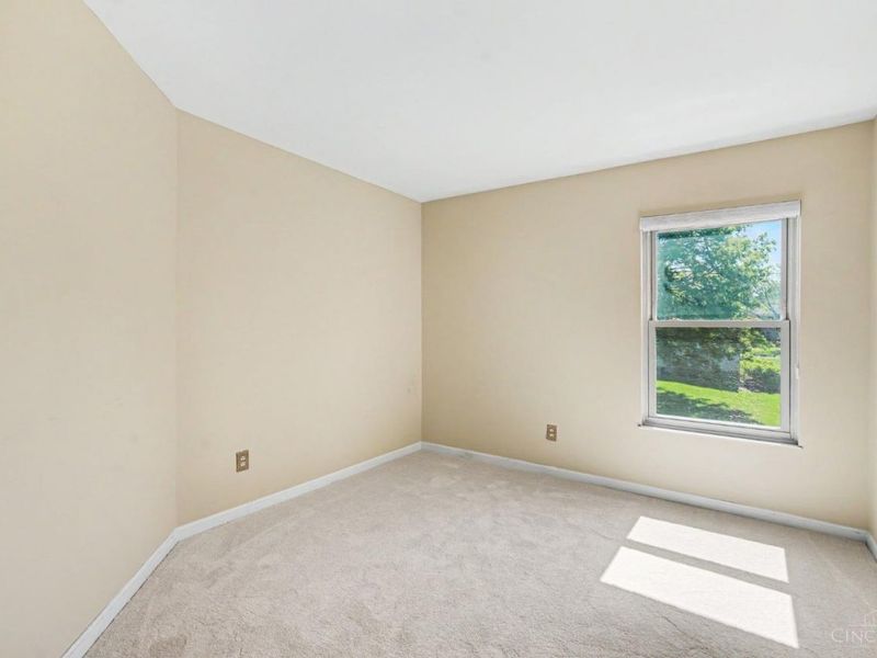 611 Shadowlawn Lane, Miami Twp, OH 45140 Photo 21