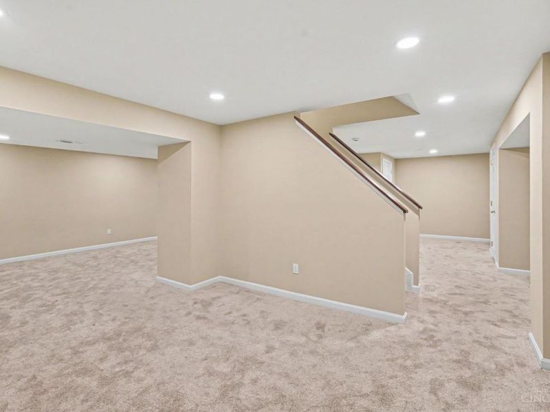 611 Shadowlawn Lane, Miami Twp, OH 45140 Photo 24