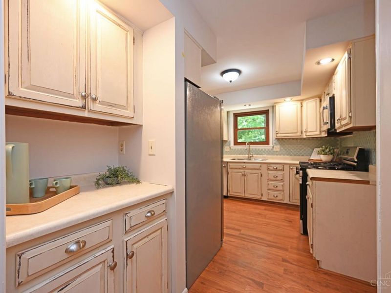 6415 Roth Ridge, Loveland, OH 45140 Photo 9