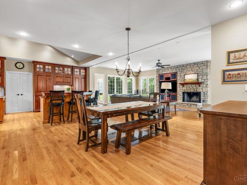 6155 Hunters Trail, Indian Hill, OH 45243 Photo 33