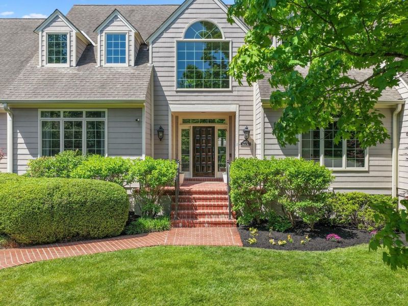 6155 Hunters Trail, Indian Hill, OH 45243 Photo 89