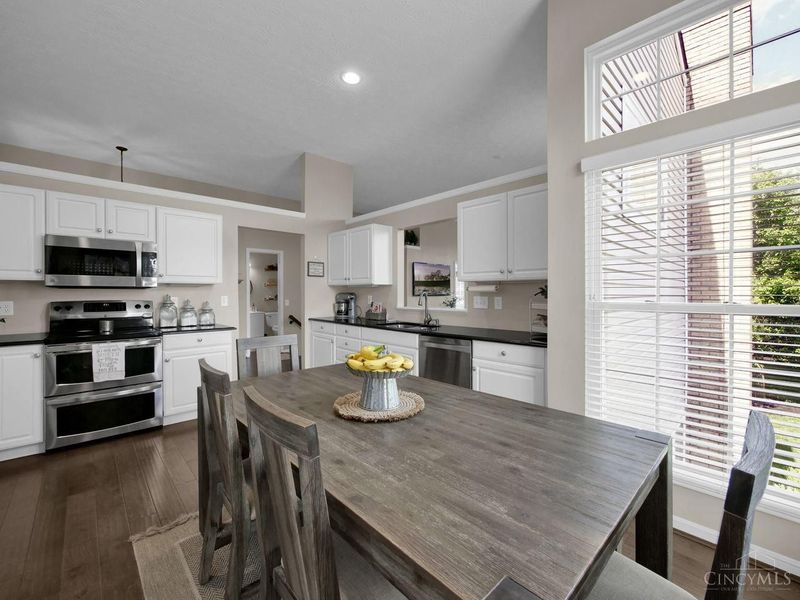 4120 E Village Drive, Mason, OH 45040 Photo 10
