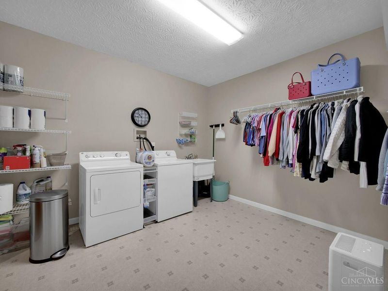 4120 E Village Drive, Mason, OH 45040 Photo 28