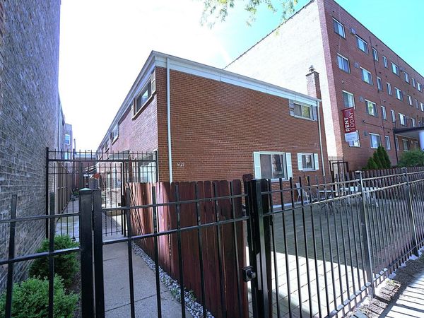 6122 N Winthrop Avenue , Unit B, Chicago, IL 60660