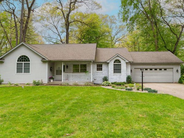 50605 Mohawk Drive, Granger, IN 46530