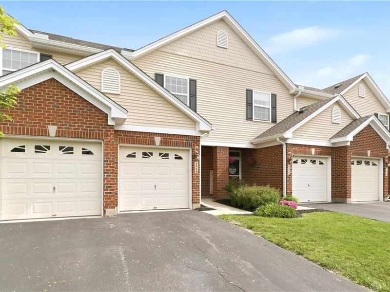4338 Straight Arrow Road, Beavercreek, OH 45430 Photo 3