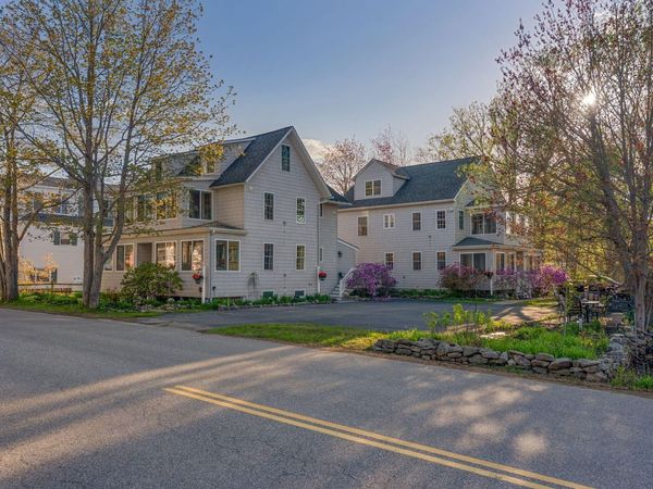 170 W Grand Avenue, Old Orchard Beach, ME 04064