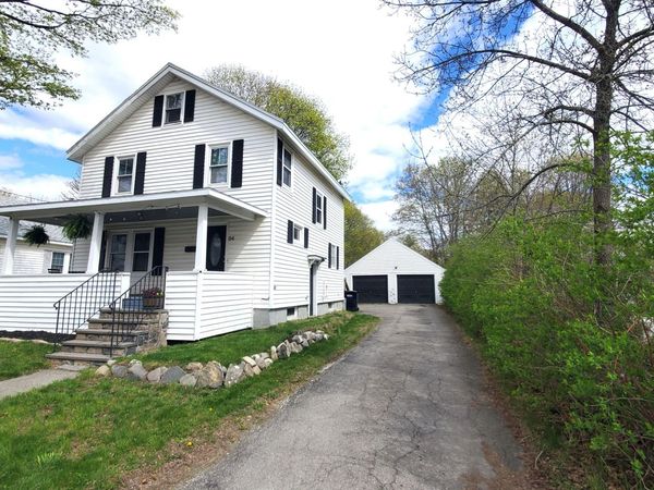 84 14th Street , Bangor, ME 04401