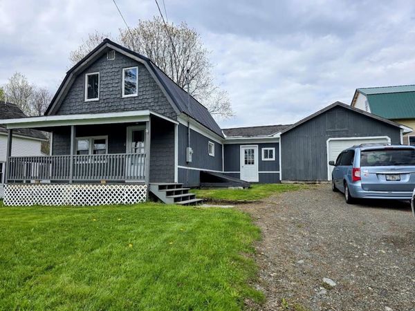 18 Railroad Avenue , Milo, ME 04463